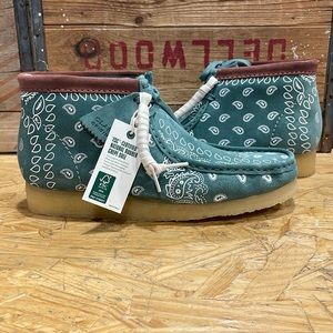 Brand new in box Clarks Originals suede Wallabee boot with crepe sole.